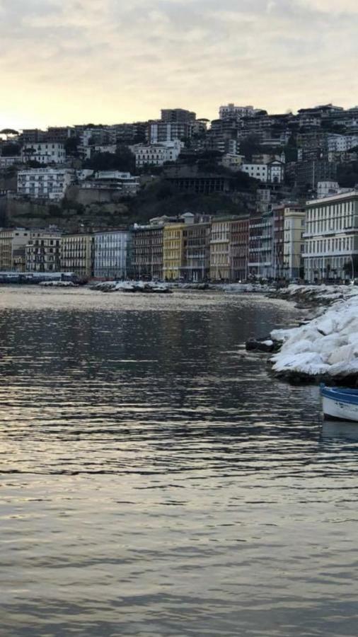 Rosy Monolocale Nel Centro Storico Di Torre Annunziata Di Fronte Scavi Oplonti Daire Dış mekan fotoğraf