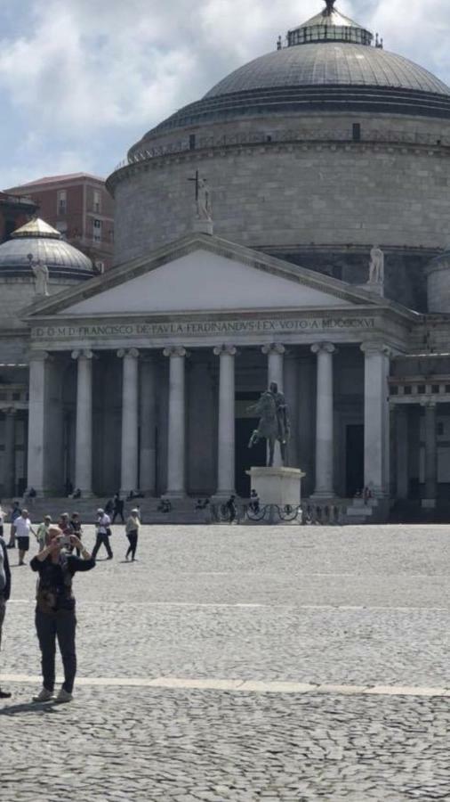 Rosy Monolocale Nel Centro Storico Di Torre Annunziata Di Fronte Scavi Oplonti Daire Dış mekan fotoğraf