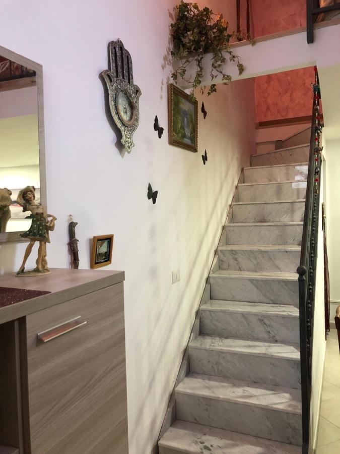 Rosy Monolocale Nel Centro Storico Di Torre Annunziata Di Fronte Scavi Oplonti Daire Dış mekan fotoğraf